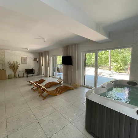 West Na Wydmach * Pobierowo