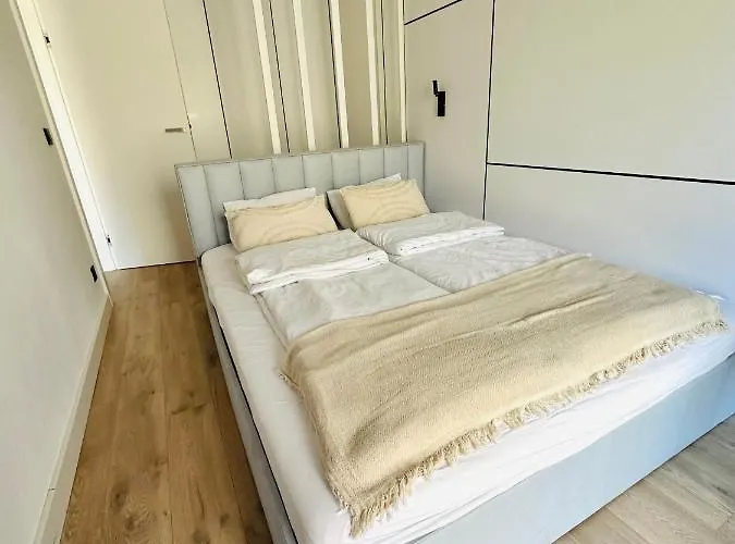 West Na Wydmach Pobierowo